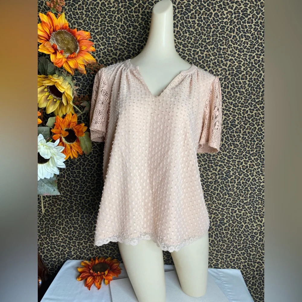 🦋B2G1🦋ANTHROPOLOGY One September Cora Clip Dot Blouse | SMALL |